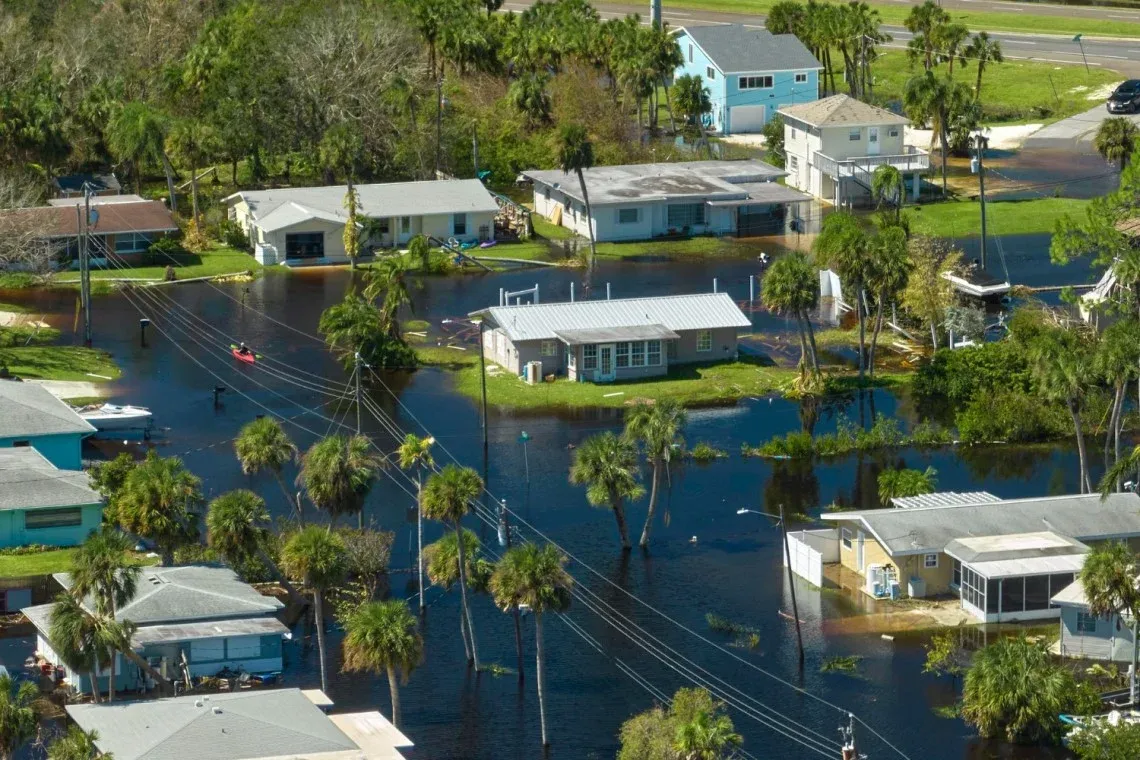 What Businesses Have Commercial Flood Insurance Requirements?