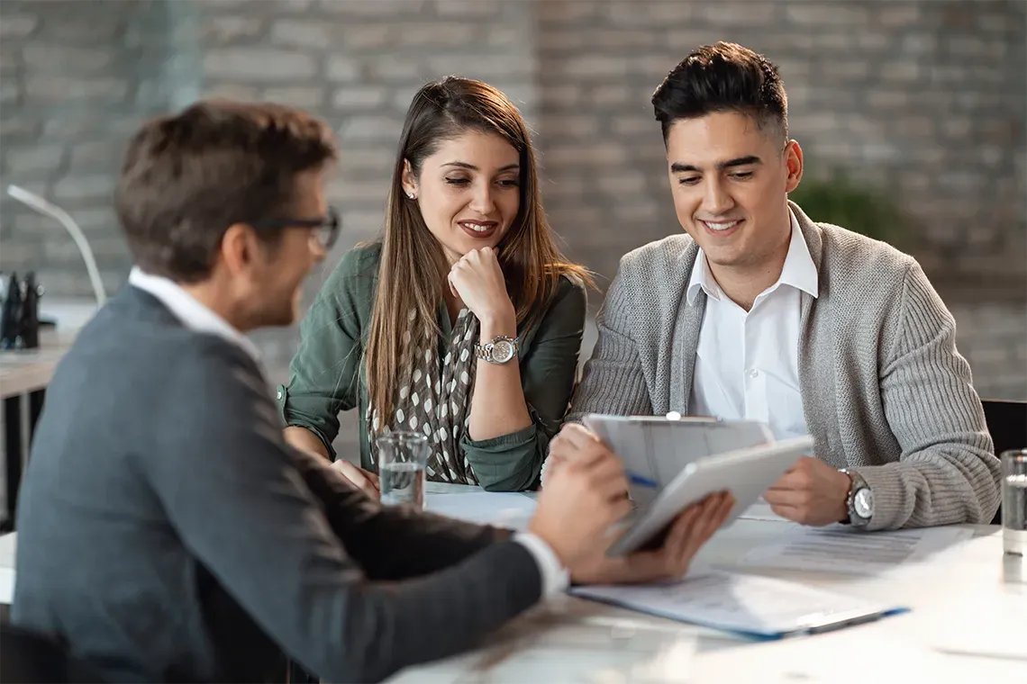 What Types of Insurance Do Consultants Need?